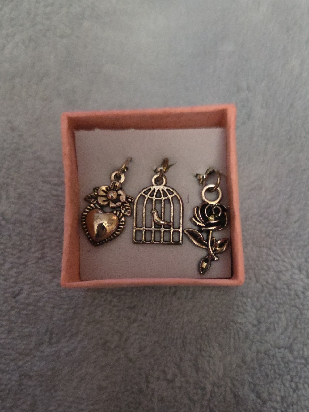 Vintage-Inspired Gold Charm Set - Heart, Birdcage & Rose In A Small Pink Box